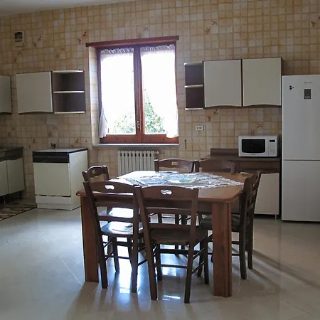La Casa Di Emilia Apartment